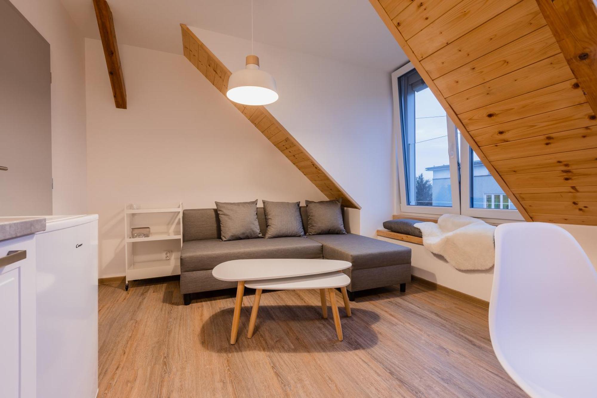Romanticky Loft Parking U Hlavniho Nadrazi Olomouc Exterior photo